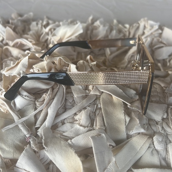 ABELLA SUNGLASSES - Picture 6 of 11